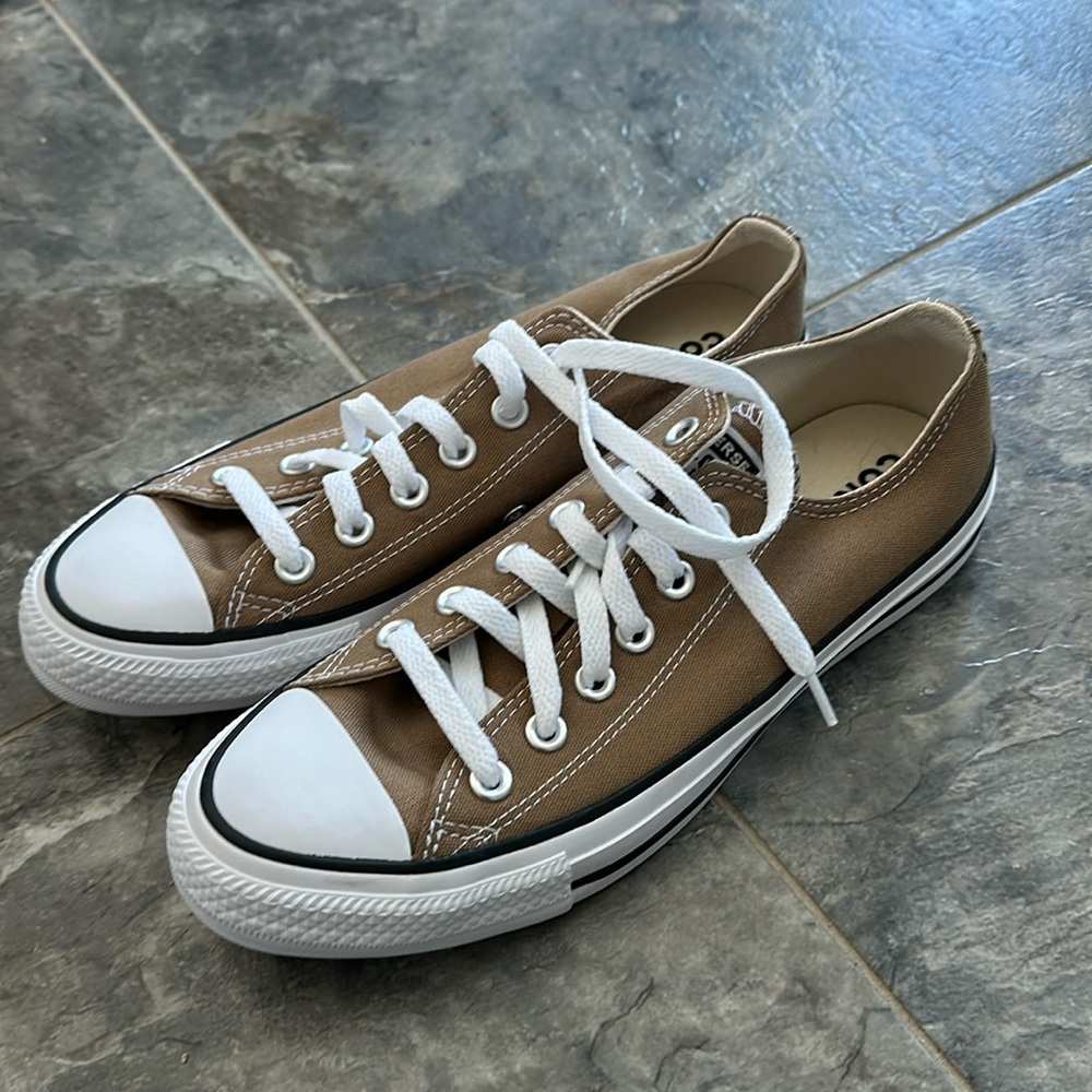 New dune color converse 8.5